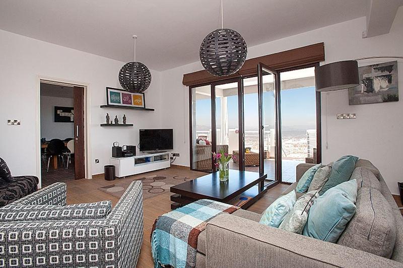 Villa Arcadia, Kallepia Paphos Exteriör bild